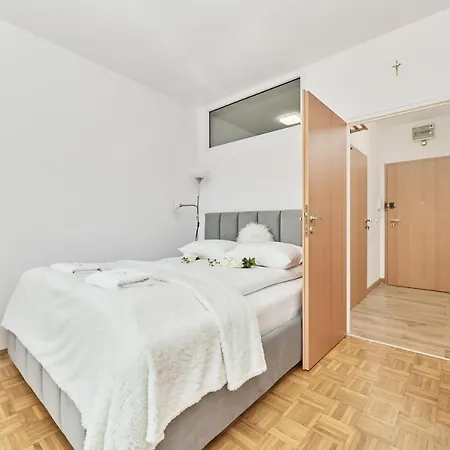 Legnicka By Renters Appartement