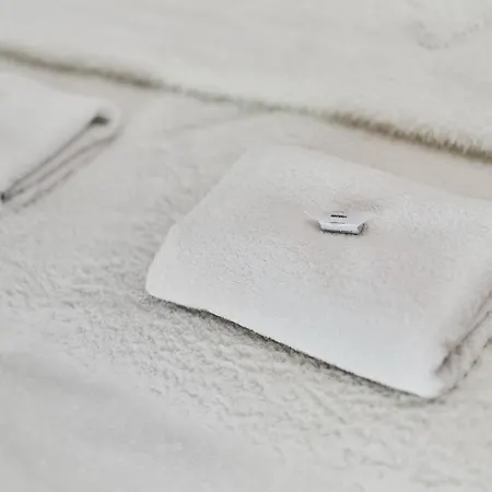 Legnicka By Renters Apartamento