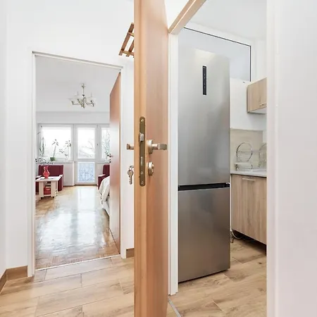 Apartment Legnicka By Renters *
